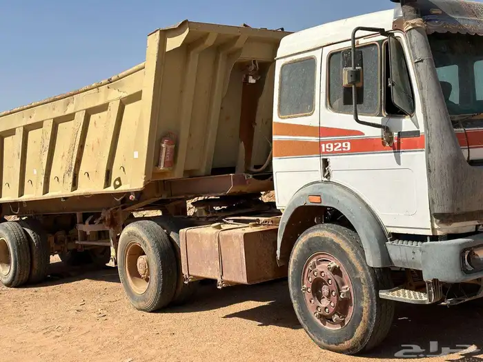 للبيع قلاب موديل ال بي موديل 90 صندوق طويل 0