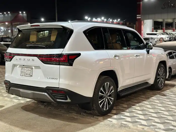 جيب لكزس 2022 LX600 BA سعودي 5