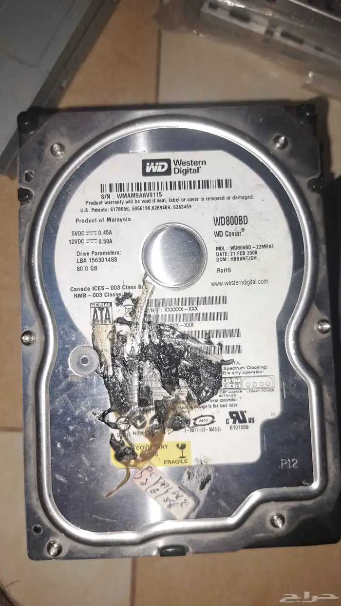 مجموعة قطع كمبيوتر لهواة النوادر وهاردسكات 500gb وتليفونات 44