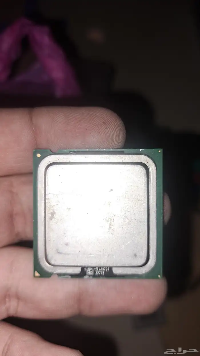 مجموعة قطع كمبيوتر لهواة النوادر وهاردسكات 500gb وتليفونات 14