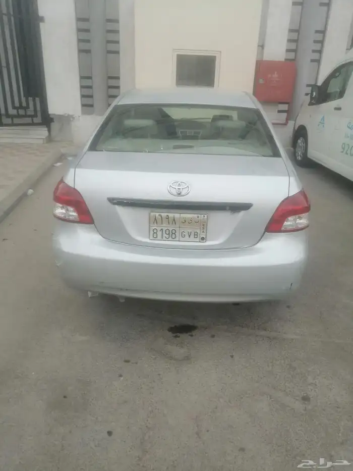 تويوتا يارس 2013 اوتوماتيك ماشي 300الف قابل للزيادة البسيطة 4