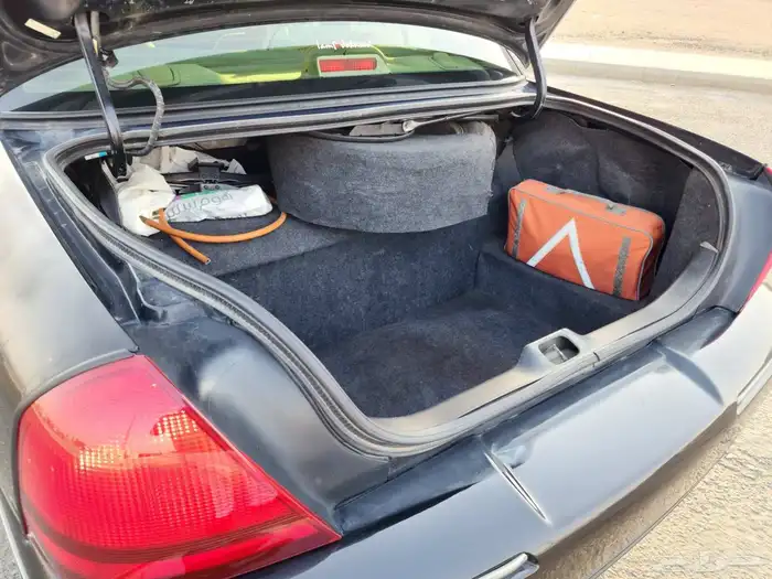 للبيع فورد جراند ماركيز 2010 48