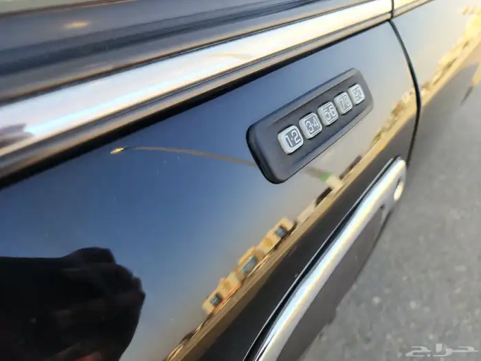 للبيع فورد جراند ماركيز 2010 17