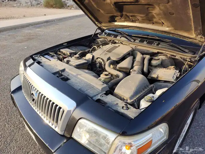 للبيع فورد جراند ماركيز 2010 46