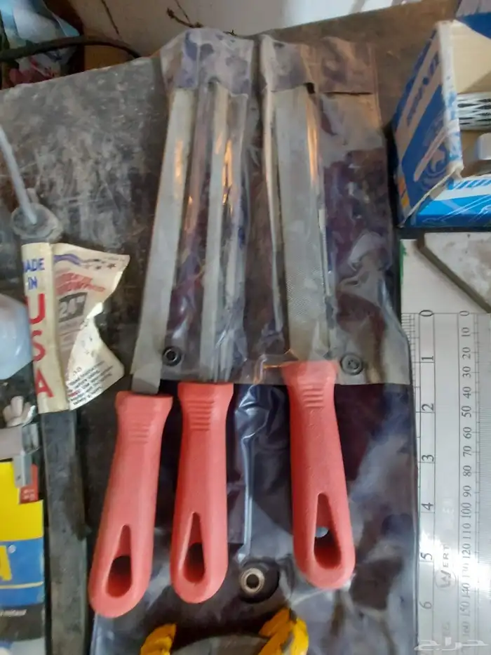 عدة ورش واجهزة وقطع غيار للبيع 25