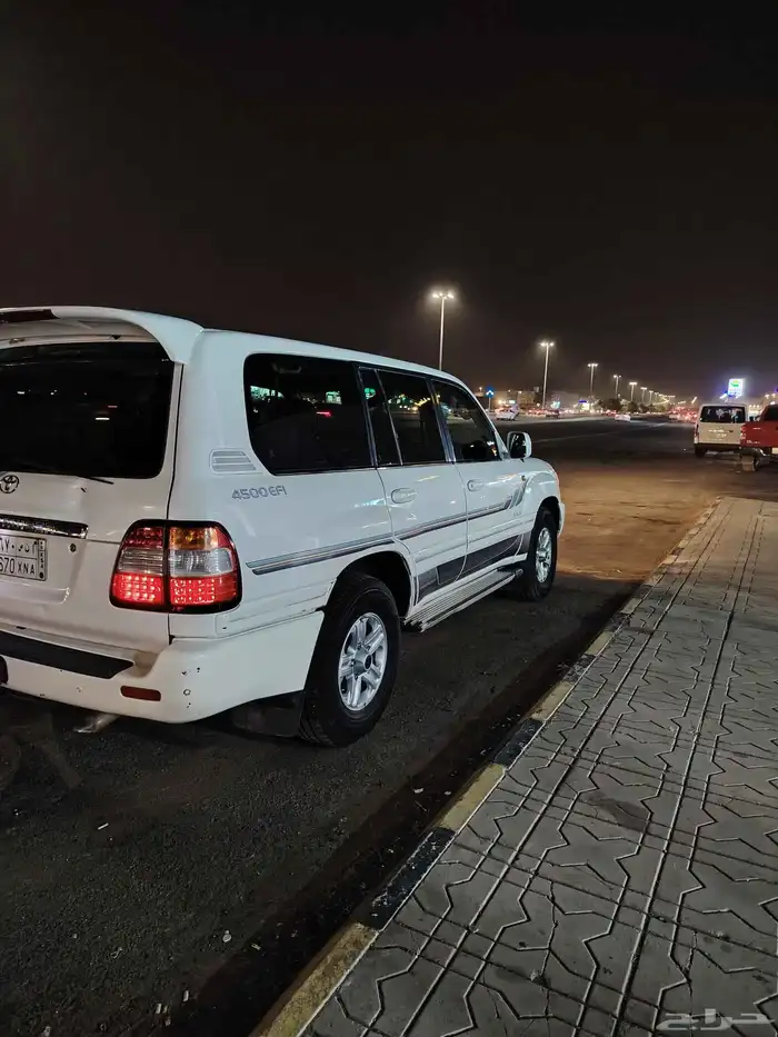 جيب تايوتا 2006 7