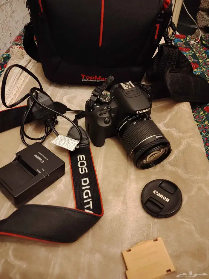كاميرا كانون 700d نظيفه شبه جديده استعمال شاذ 4