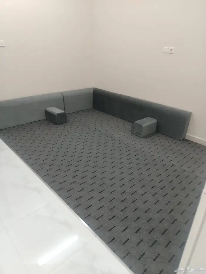 يوجد شقق للايجار عزاب وشقق عوائل مفروش وبلاط النعيريه 2