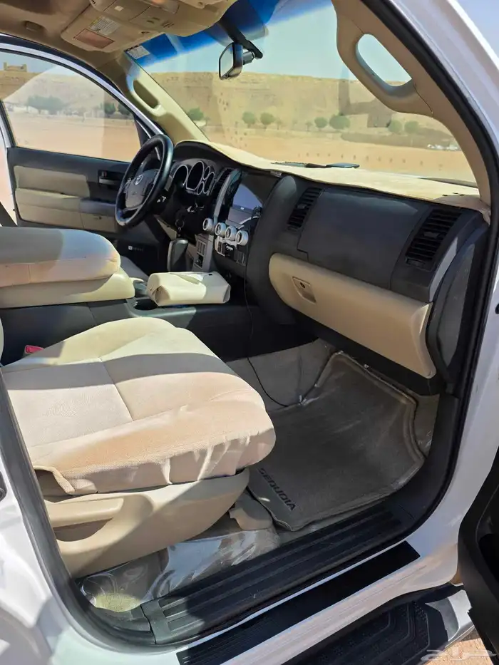 تايوتا سكويا 2011 للبيع 4