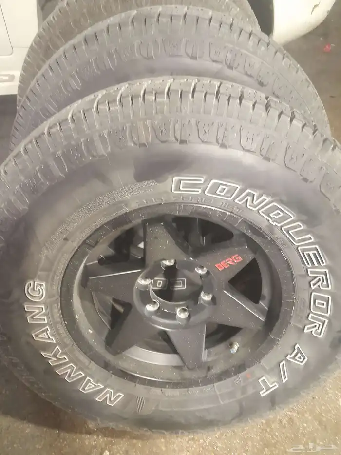 كفرات نص حجري مقاس 16 تاريخ نهايت 23 وجنوط برايد 16 شبه جديد 0