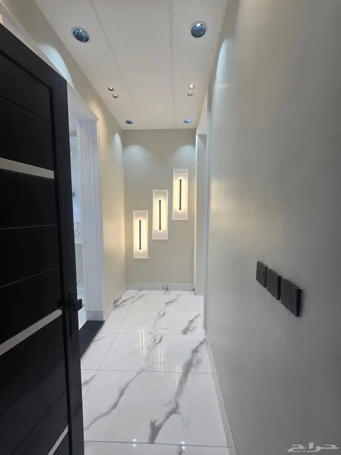 للبيع روف ارضى وروف علوى بحوش ومدخل سياره 3