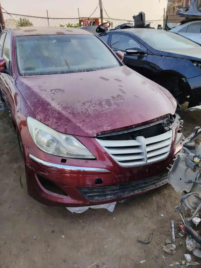 يوجد لدينا قطع غيار سيارات 0