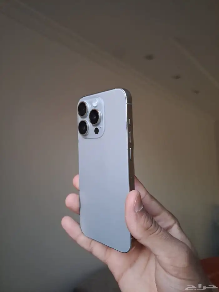 ايفون 15 برو بسعر أقل من السوق 1