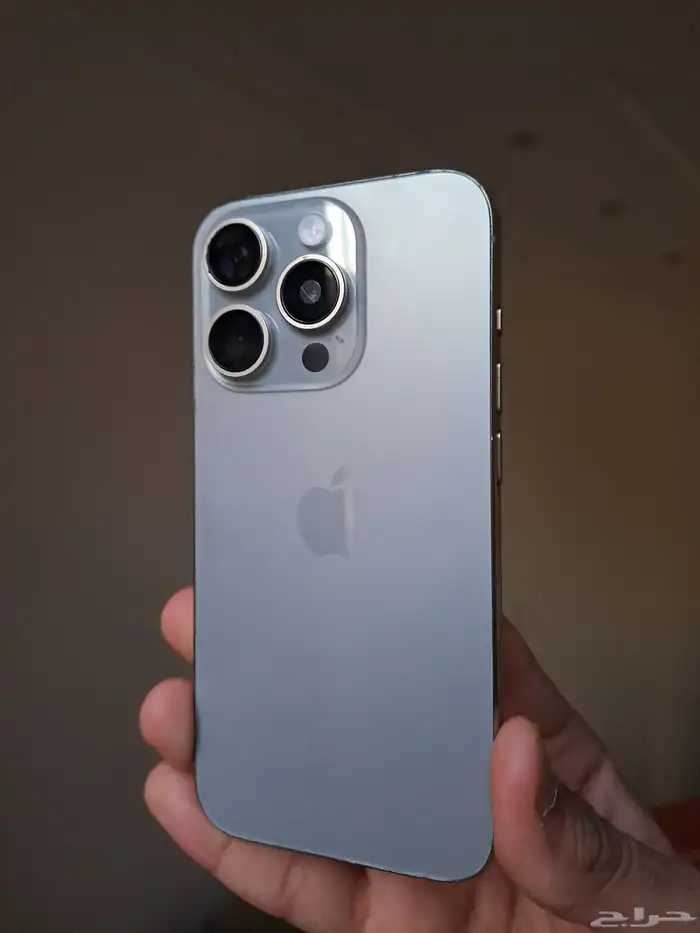 ايفون 15 برو 1