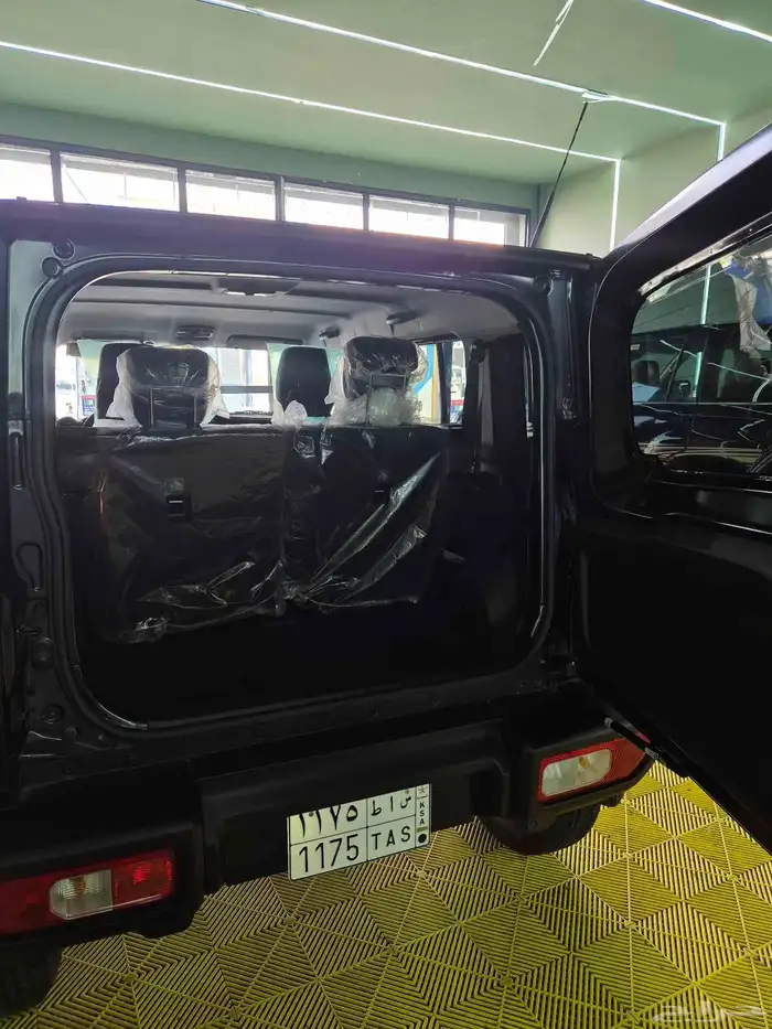 سزوكي جيمني 2025 4