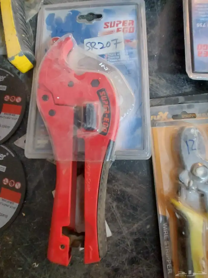 عدة ورش واجهزة وقطع غيار للبيع 17