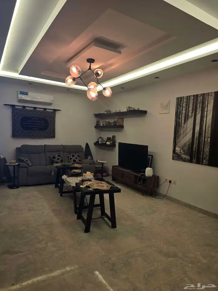 للبيع فلتين جمب بعض في حي المنارات مخطط الاجهوري 6