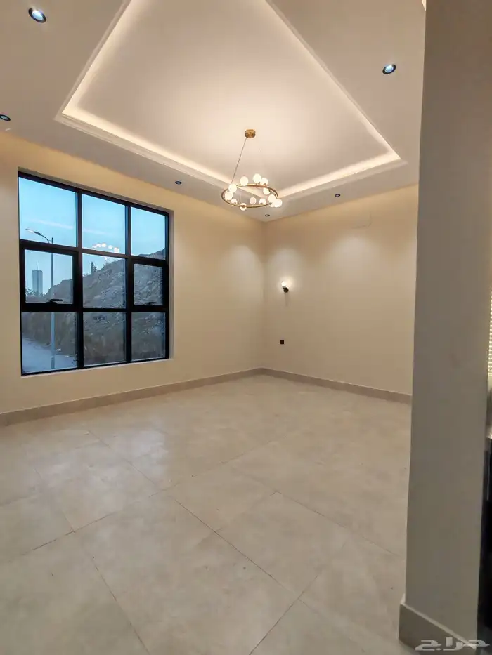 للبيع بأبها شقق علويه بسطح خاص vip من 520 الف 6