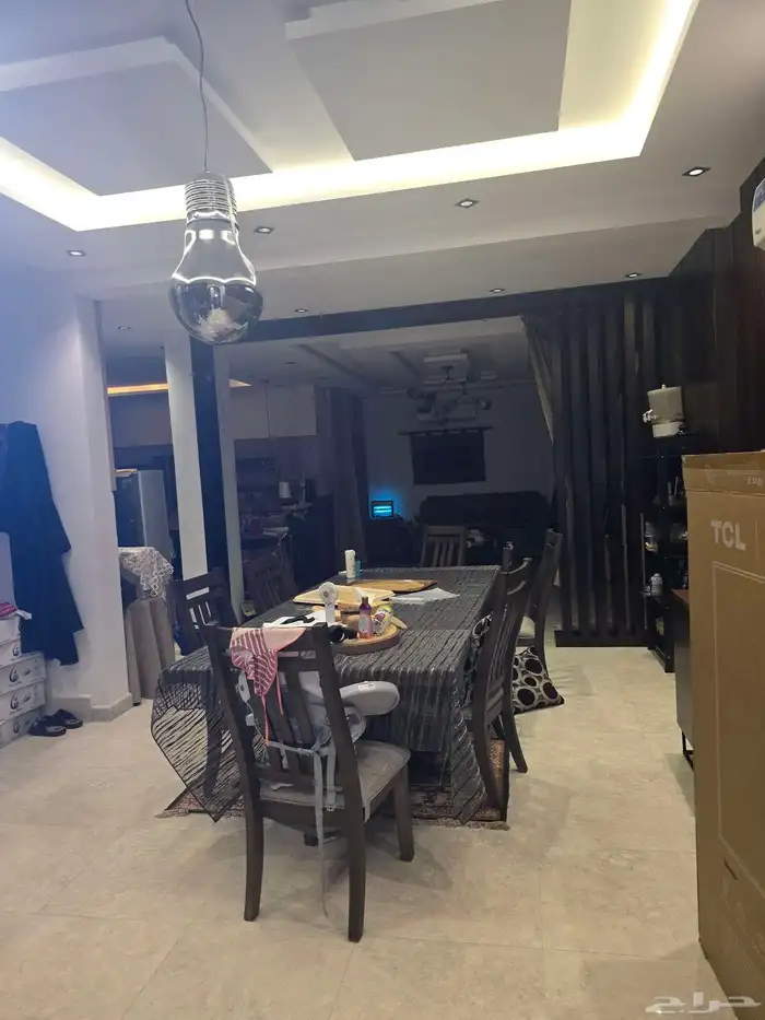 للبيع فلتين جمب بعض في حي المنارات مخطط الاجهوري 4