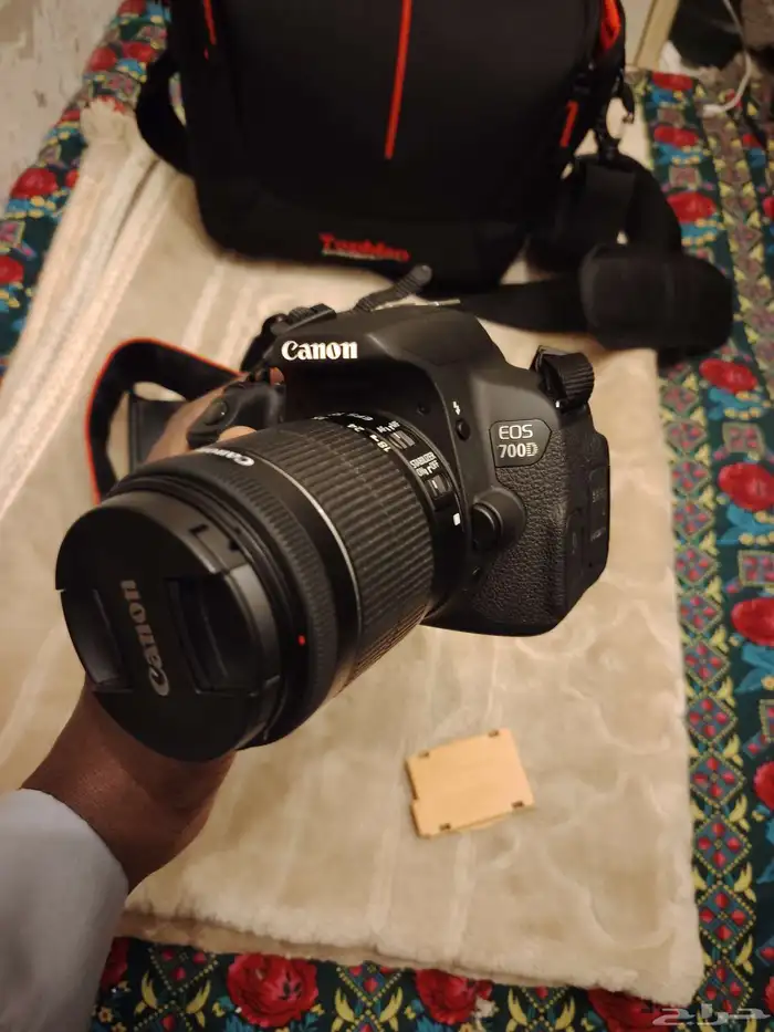 كاميرا كانون 700d نظيفه شبه جديده استعمال شاذ 1