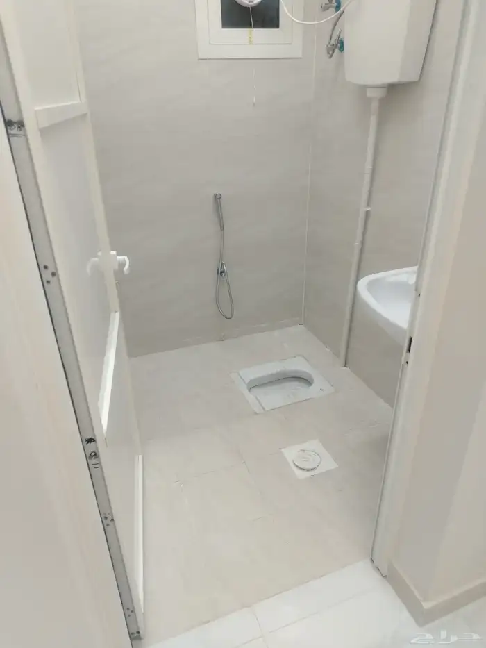 يوجد شقق للايجار عزاب وشقق عوائل مفروش وبلاط النعيريه 7