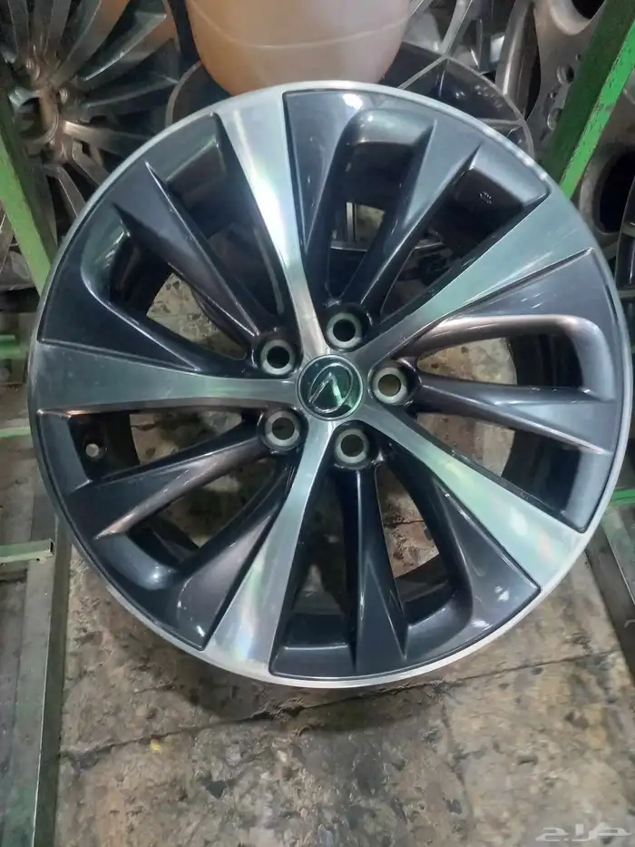 جنوط لكزس LS500 موديل2018 مقاس 19 اصلي وكاله 0