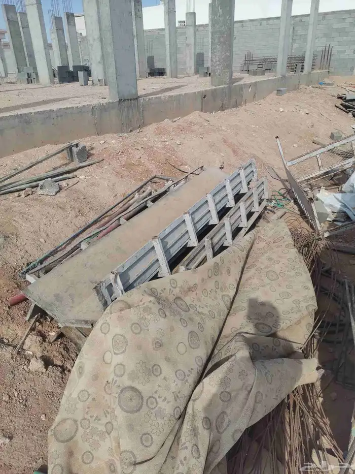 شمعات زوايه حديد ثقيل 1