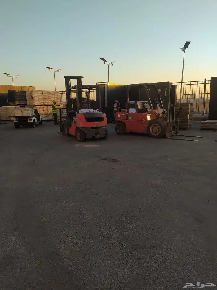 رافعه كرين ونش شوكية فوركلفت للايجار باليوم وبالساعه 2