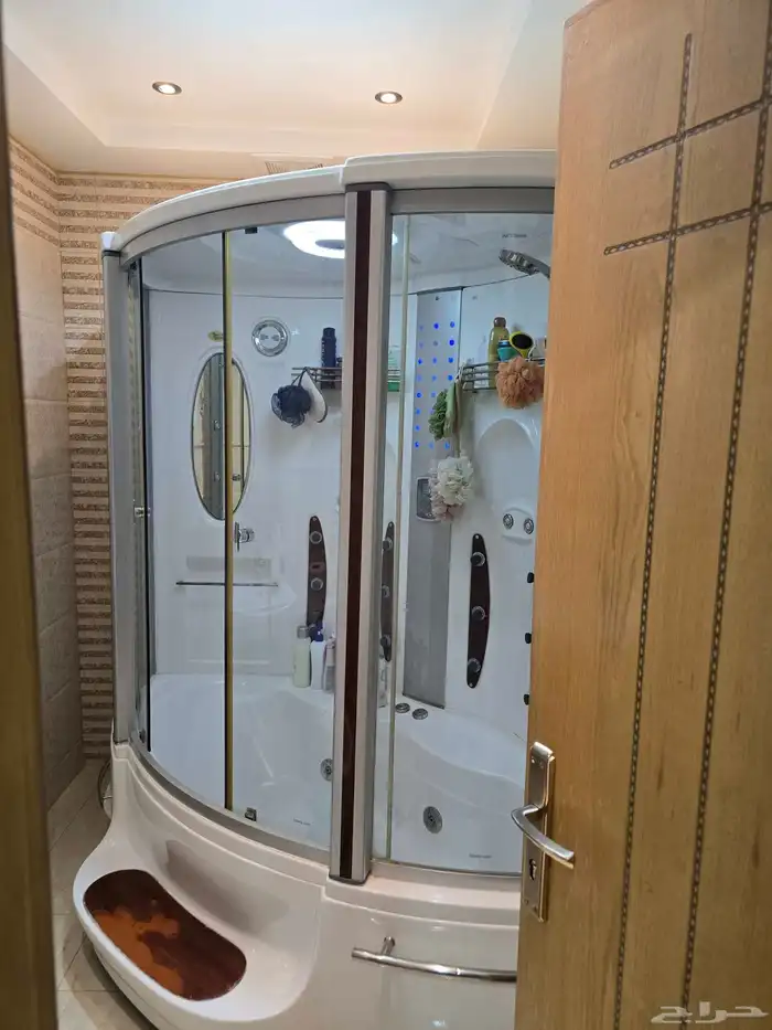 كابينة حمام 1