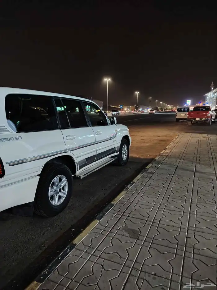 جيب تايوتا 2006 5