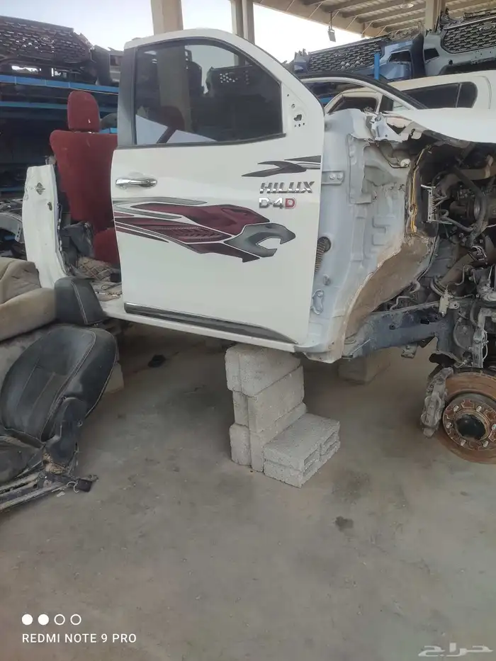 تشليح النعماني للبيع قطع غيار السيارات 4