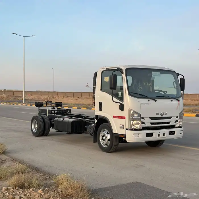 ايسوزو دينا 4 و 5 و 6 طن 2025 5