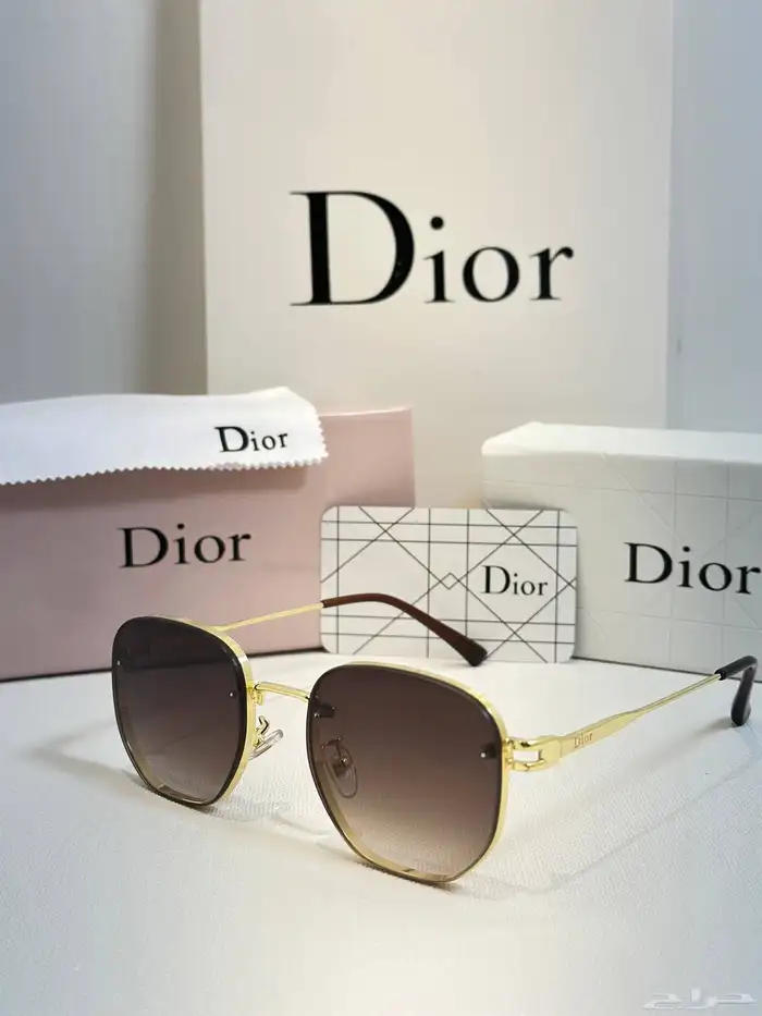 نظارات شمسية ماركات عالمية متنوعة 38