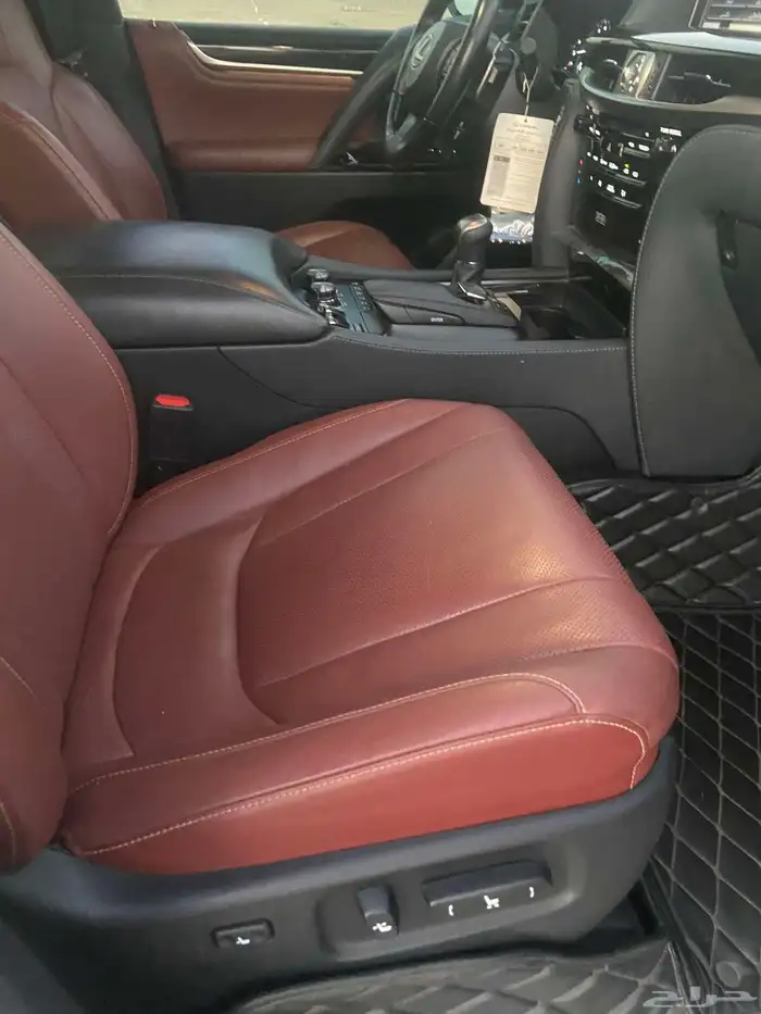 جيب لكزس 2019 18