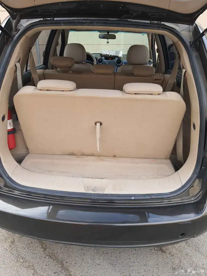 كيا كارنز 2012 6