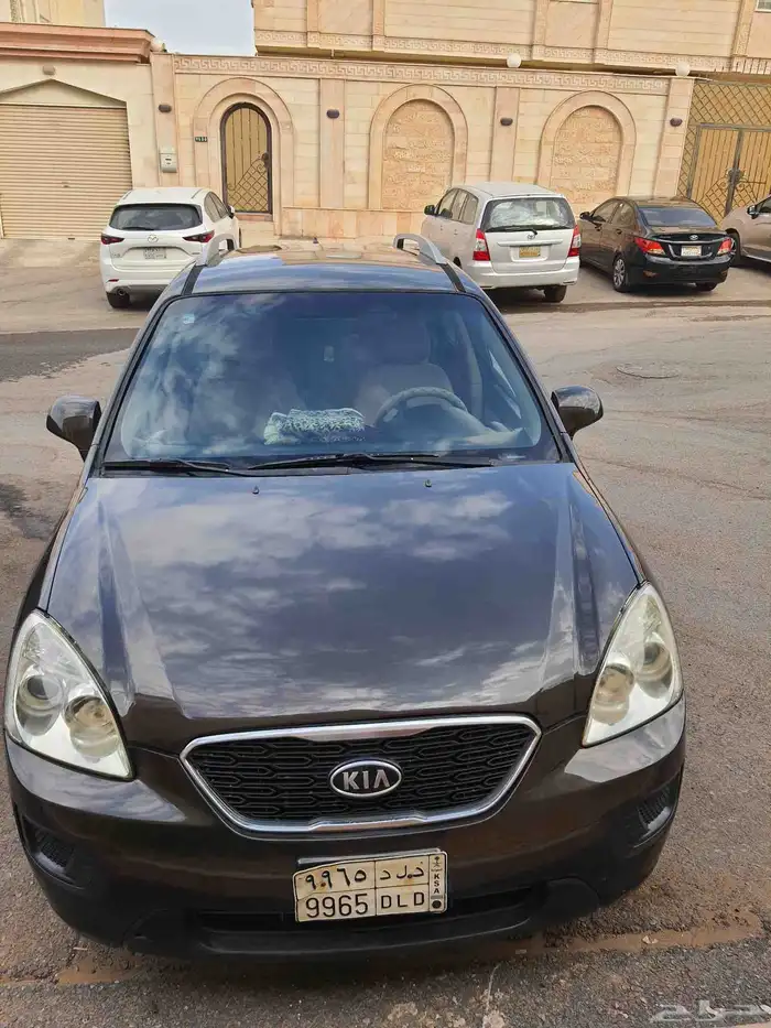 كيا كارنز 2012 20