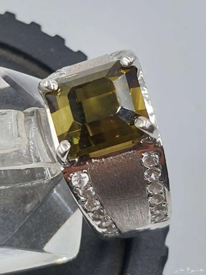 خاتم تورمالين سيرلانكي اخضر بشهادة 4