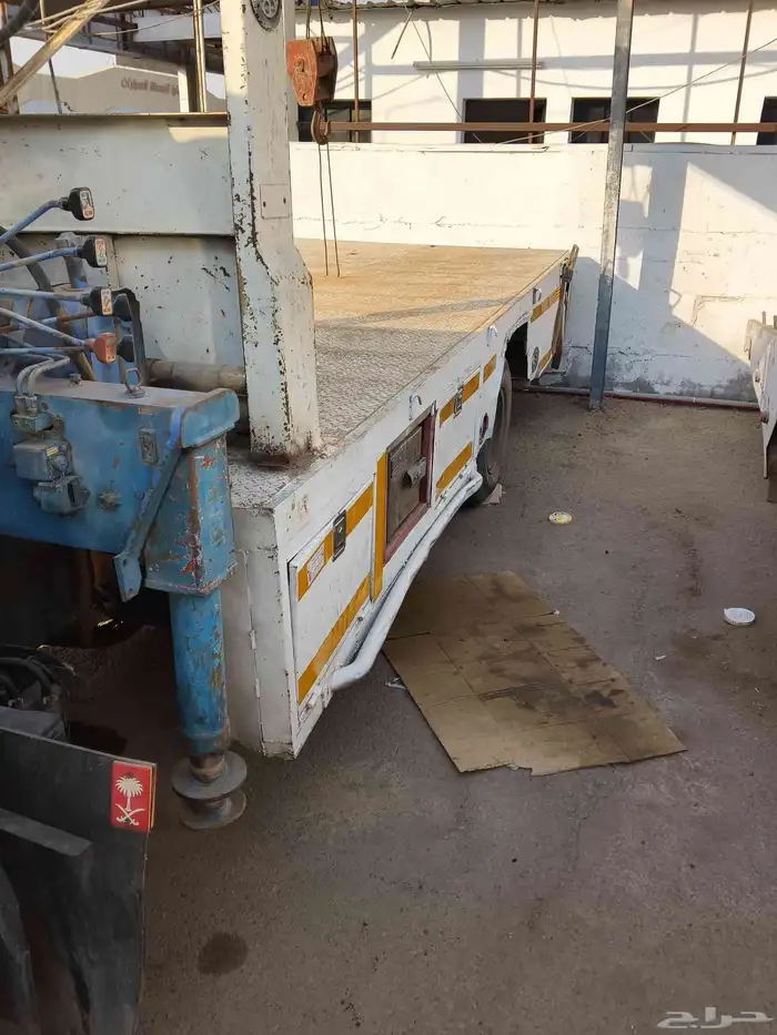 دينا ايسوزو طول 5 م ونش 3 طن 4