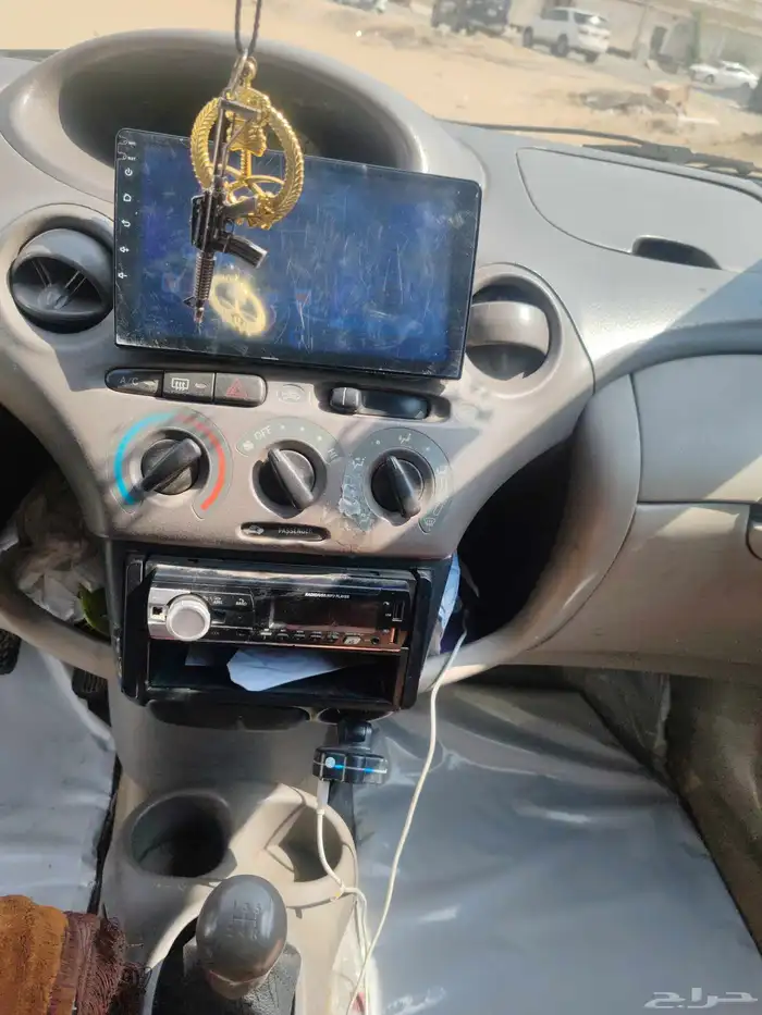 سياره تايوتا ايكو 2005 4