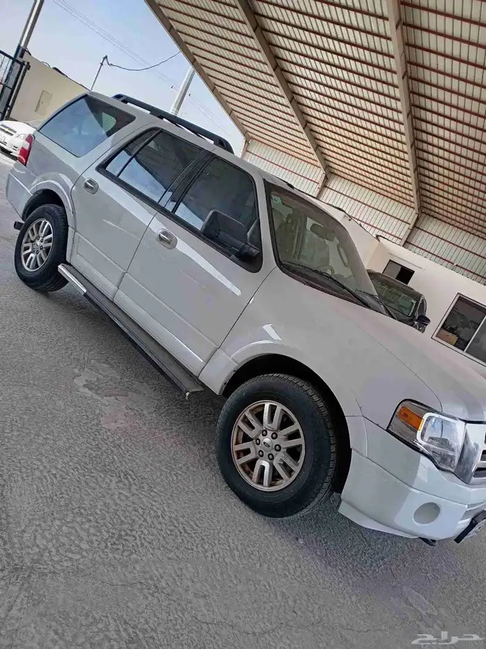 سياره للبيع اكسبيدشن 2011 5