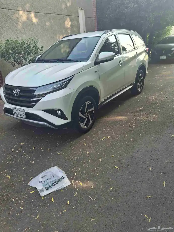 تويوتا راش 2023 فل كامل للبيع 0