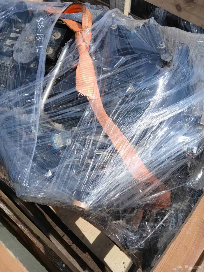 المكائن المستوردة والمحليه يوجد لدينا لاندكروزر كيا اوبتيما 5