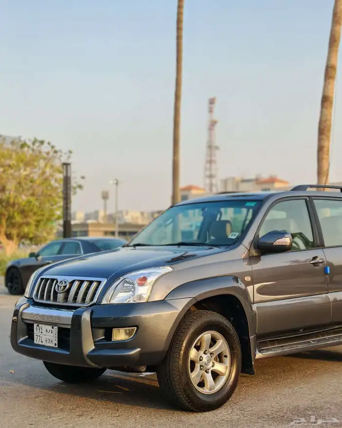 تويوتا برادو 2006 ستة سلندر فل هيدروليك توماتيك 9