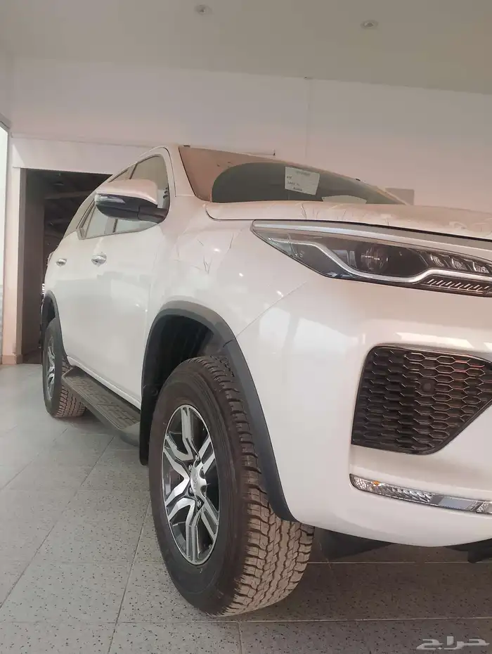 تويوتا فورتشنر 2025بدون دبل-متاح الدبل بنزين او ديزل- 1