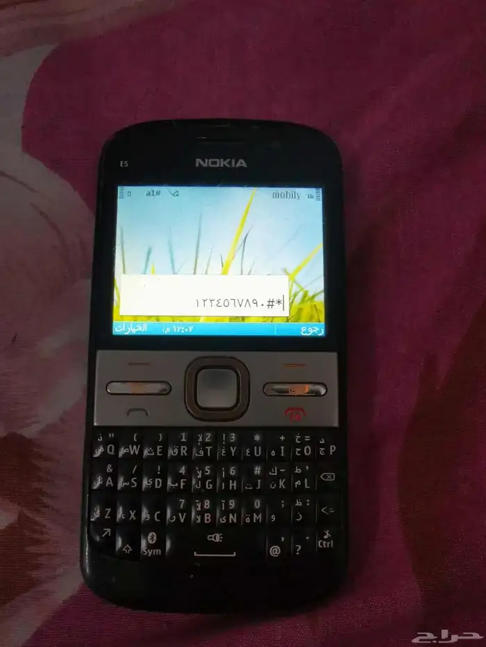 نوكيا E5كوري أصلي بحاله ممتازه 2