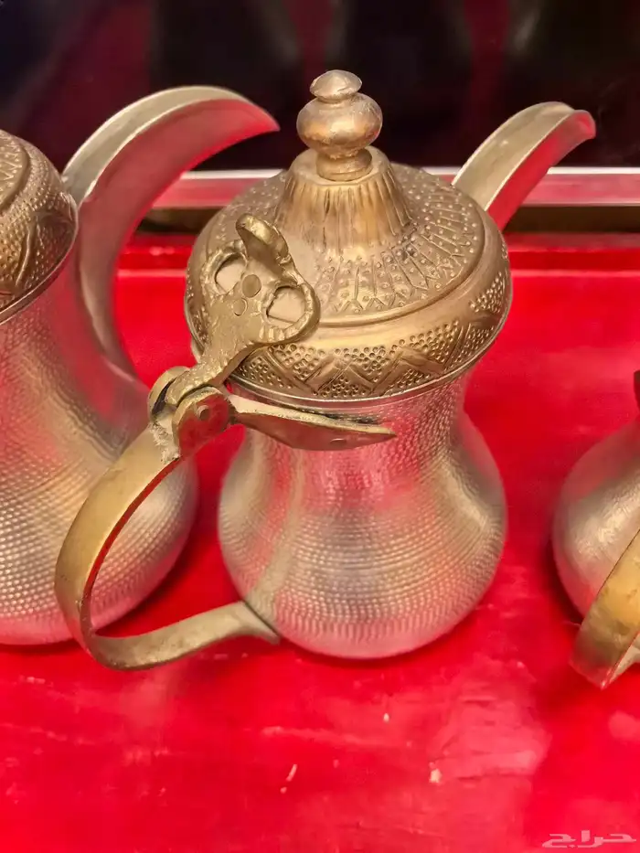 للبيع طقم دلال حب الرمان عددها 5 دلال متسلسلة 6