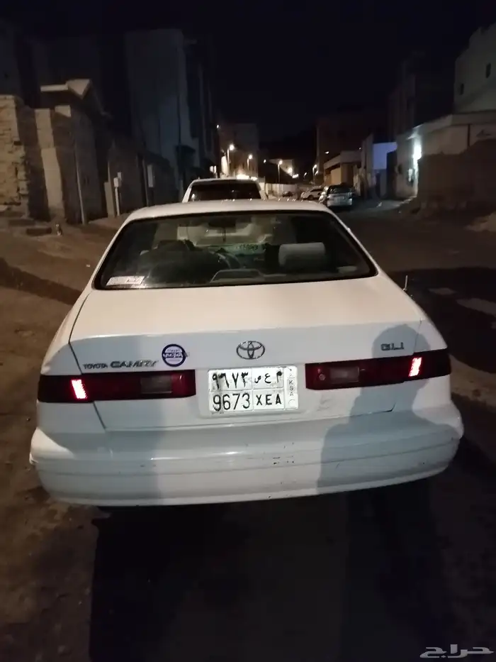 للبيع كامري موديل 200 مفحوص مجدد لون ابيض قير عادي مكيف بار. 0