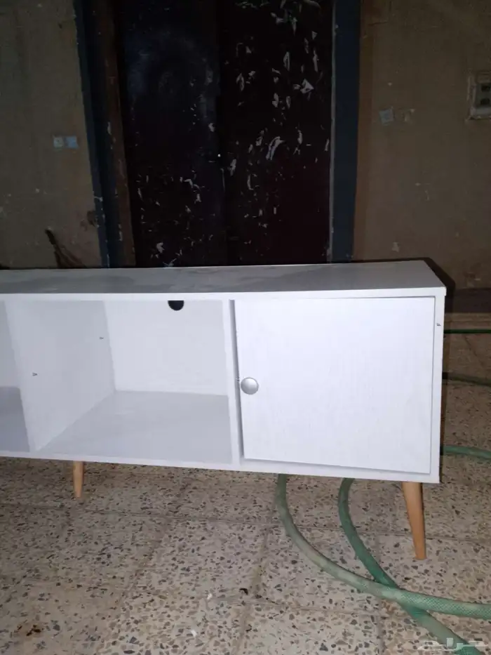 مكتبه تلفزيون كويسه للبيع 4