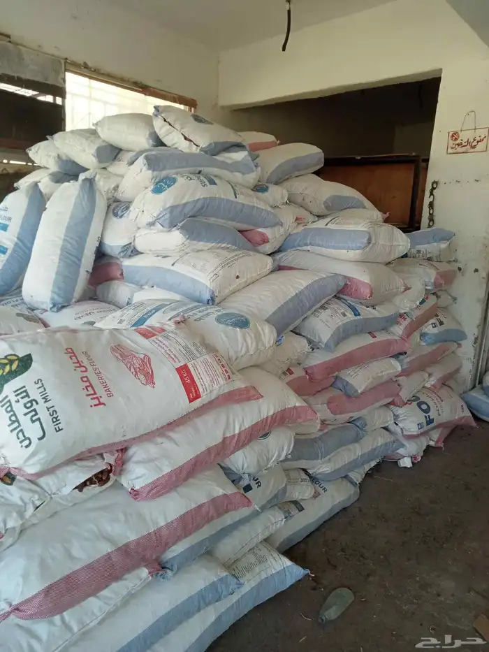 تمر علف اغنام والجمل وبقر موجود في رهاط 2