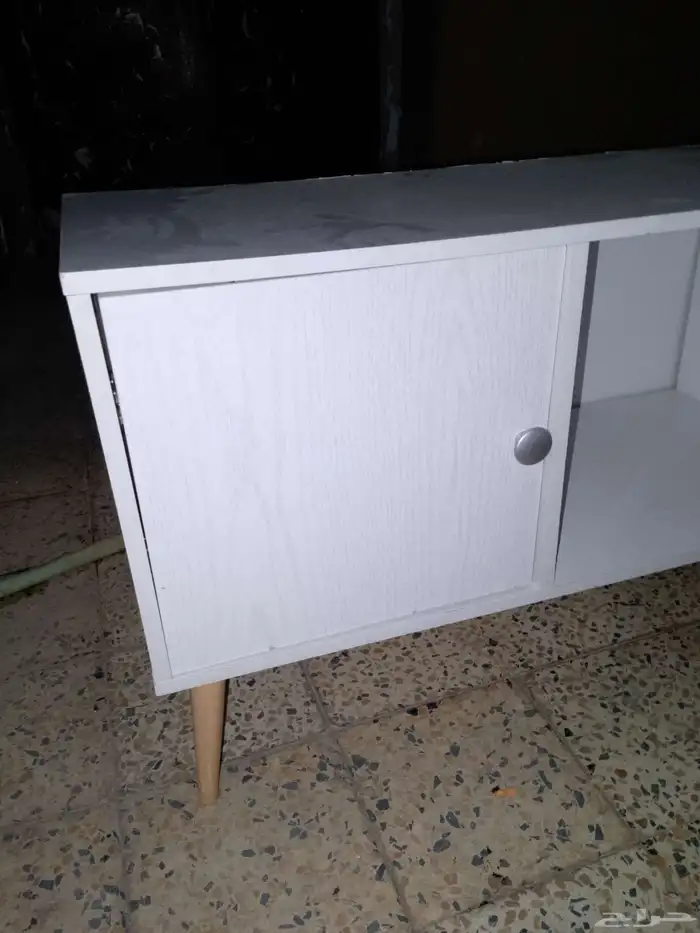 مكتبه تلفزيون كويسه للبيع 3